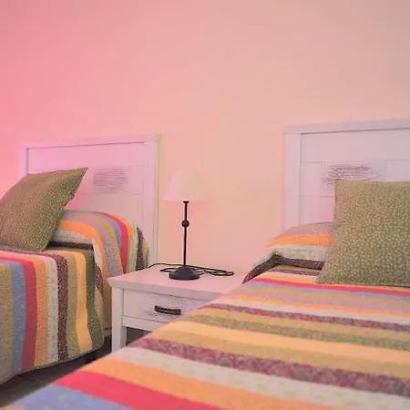 Playa Blanca Sleeps 6 Pool Air Con Wifi Apartment Playa Blanca (Lanzarote)