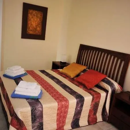 Playa Blanca Sleeps 6 Pool Air Con Wifi * Playa Blanca (Lanzarote)